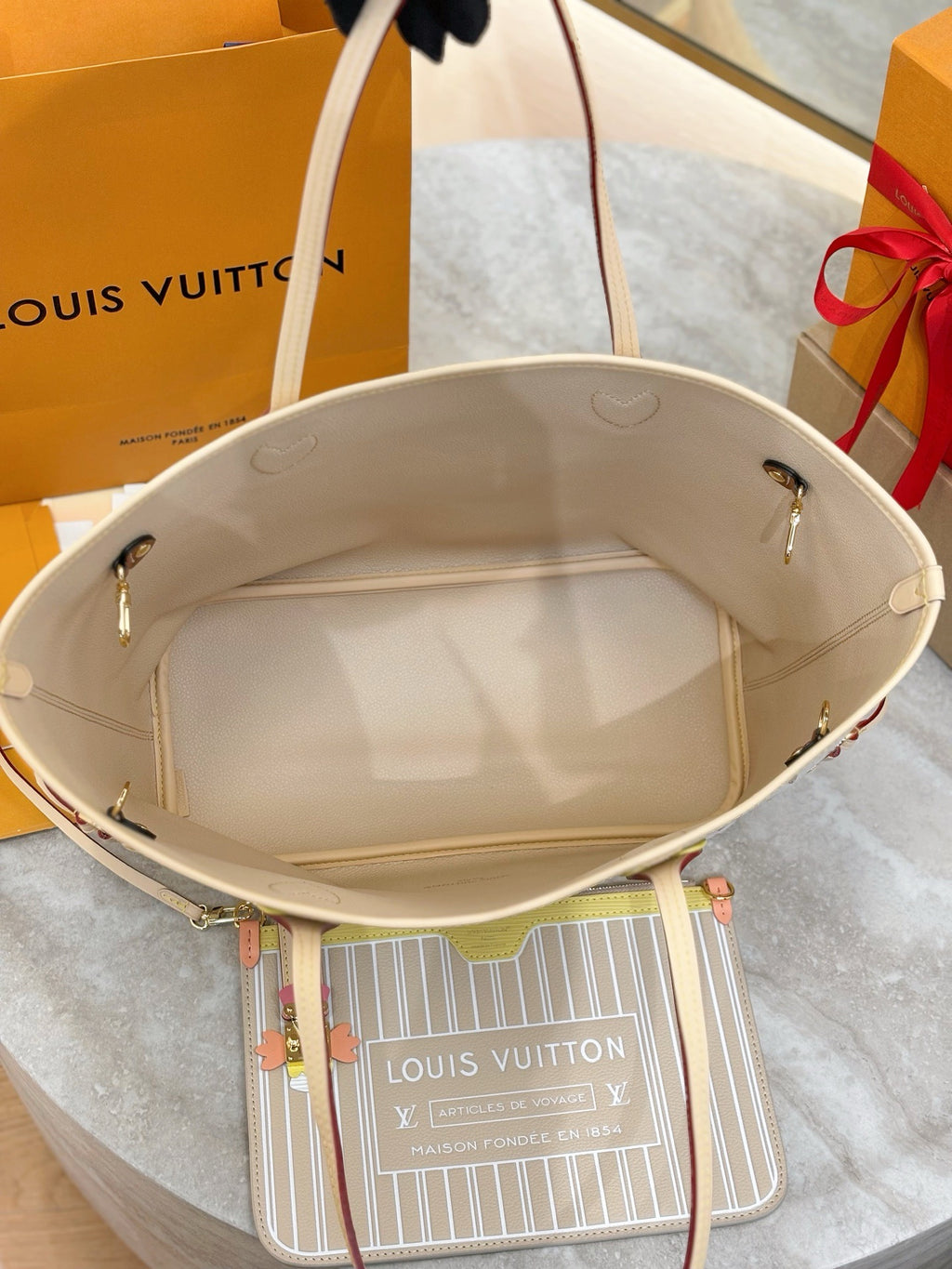 LV Neverfull Inside Out MM M2A095