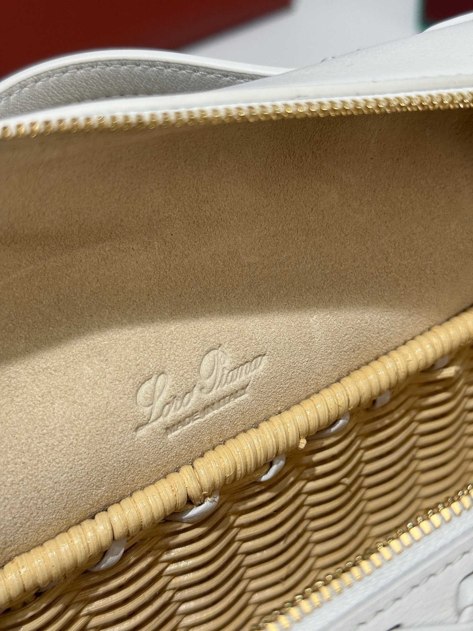 Loro Piana Extra Pocket L19 East-West in Wicker