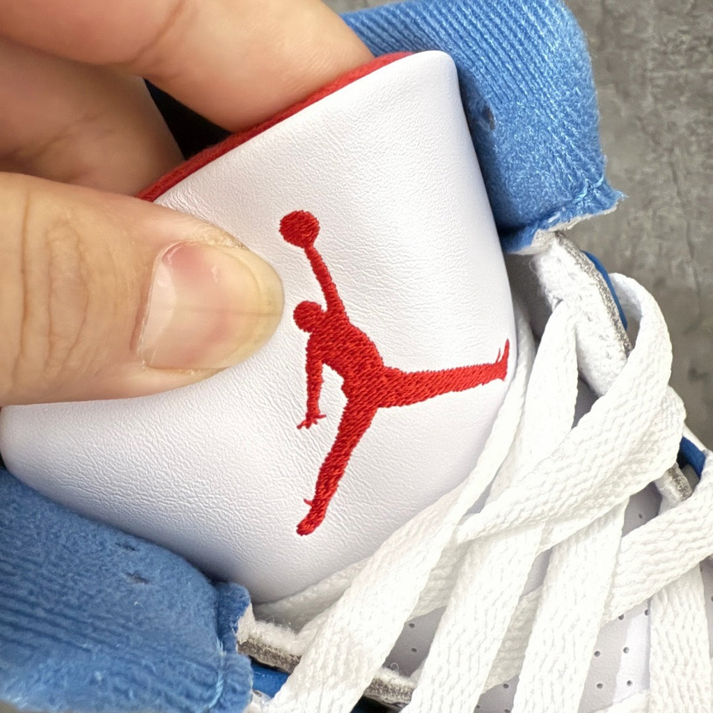 Jordan 3 True Blue IF4396-104