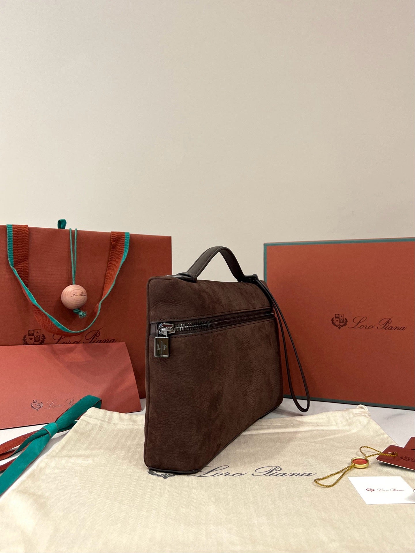 Loro Piana Extra Pouch L29 in Smooth Calfskin