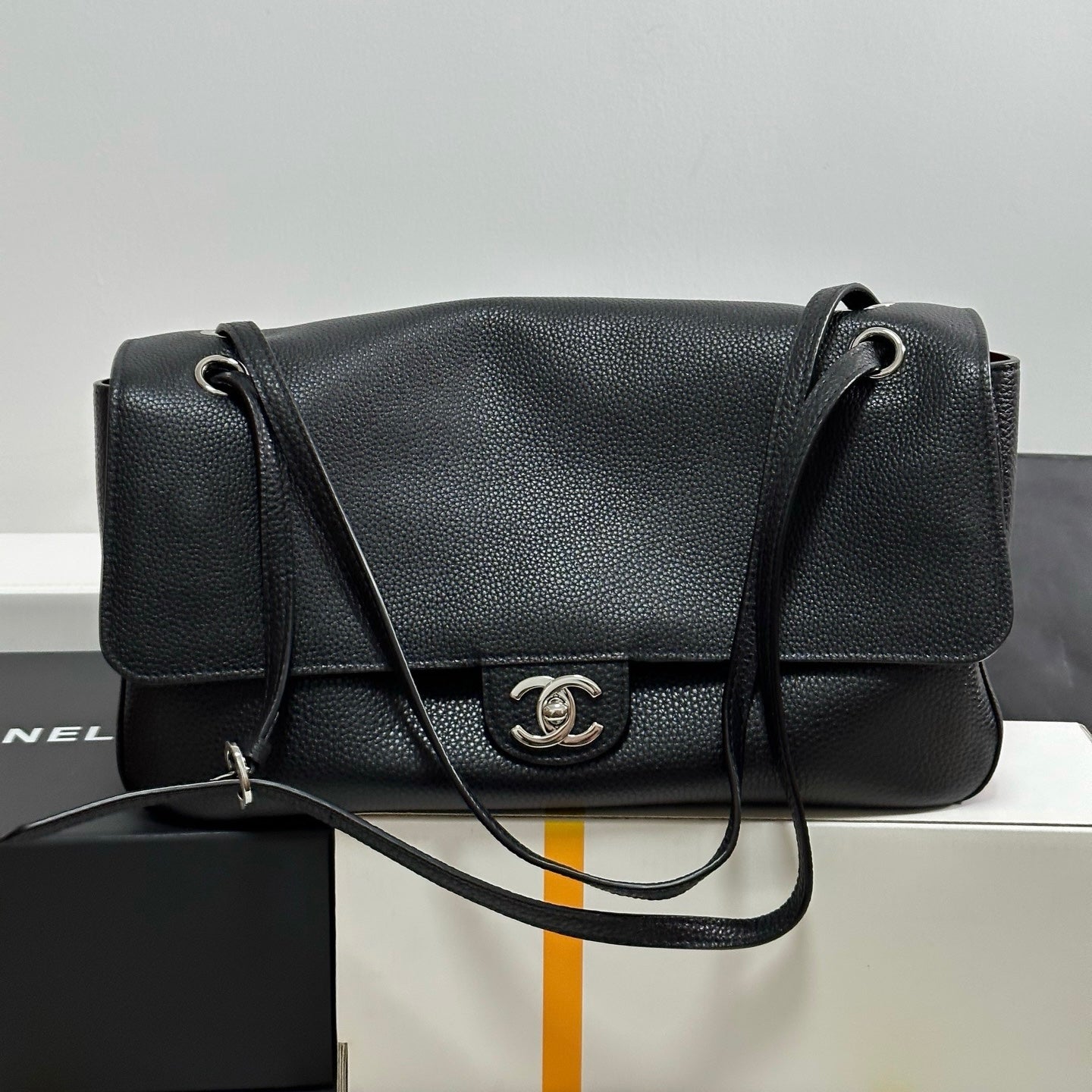 Chanel Maxi Flap Bag in Grained Calfskin AS6231