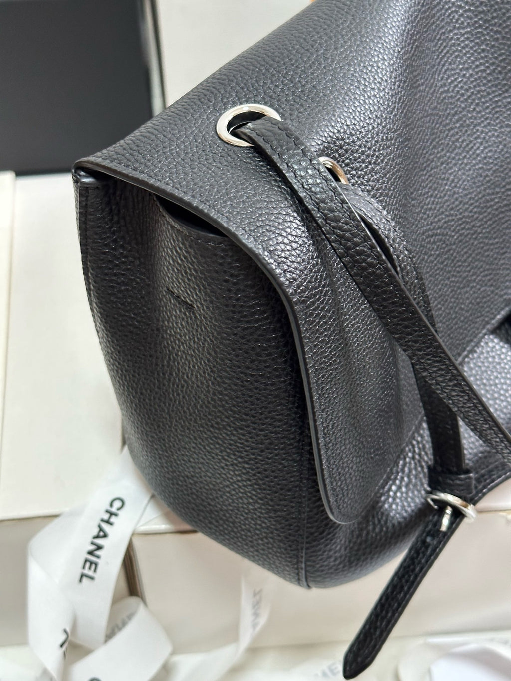 Chanel Maxi Flap Bag in Grained Calfskin AS6231