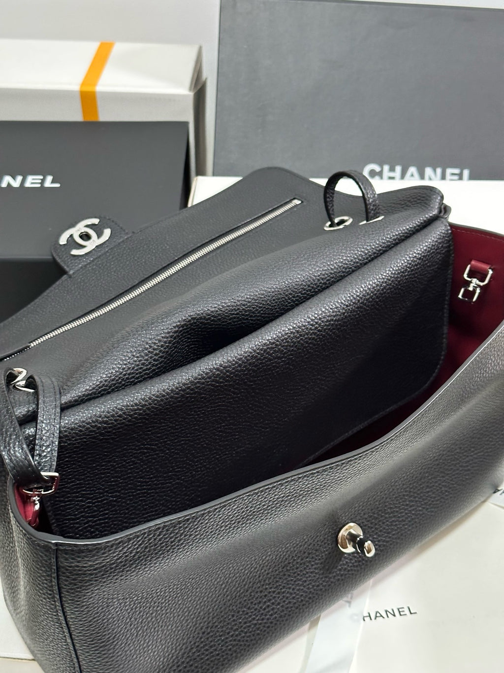 Chanel Maxi Flap Bag in Grained Calfskin AS6231