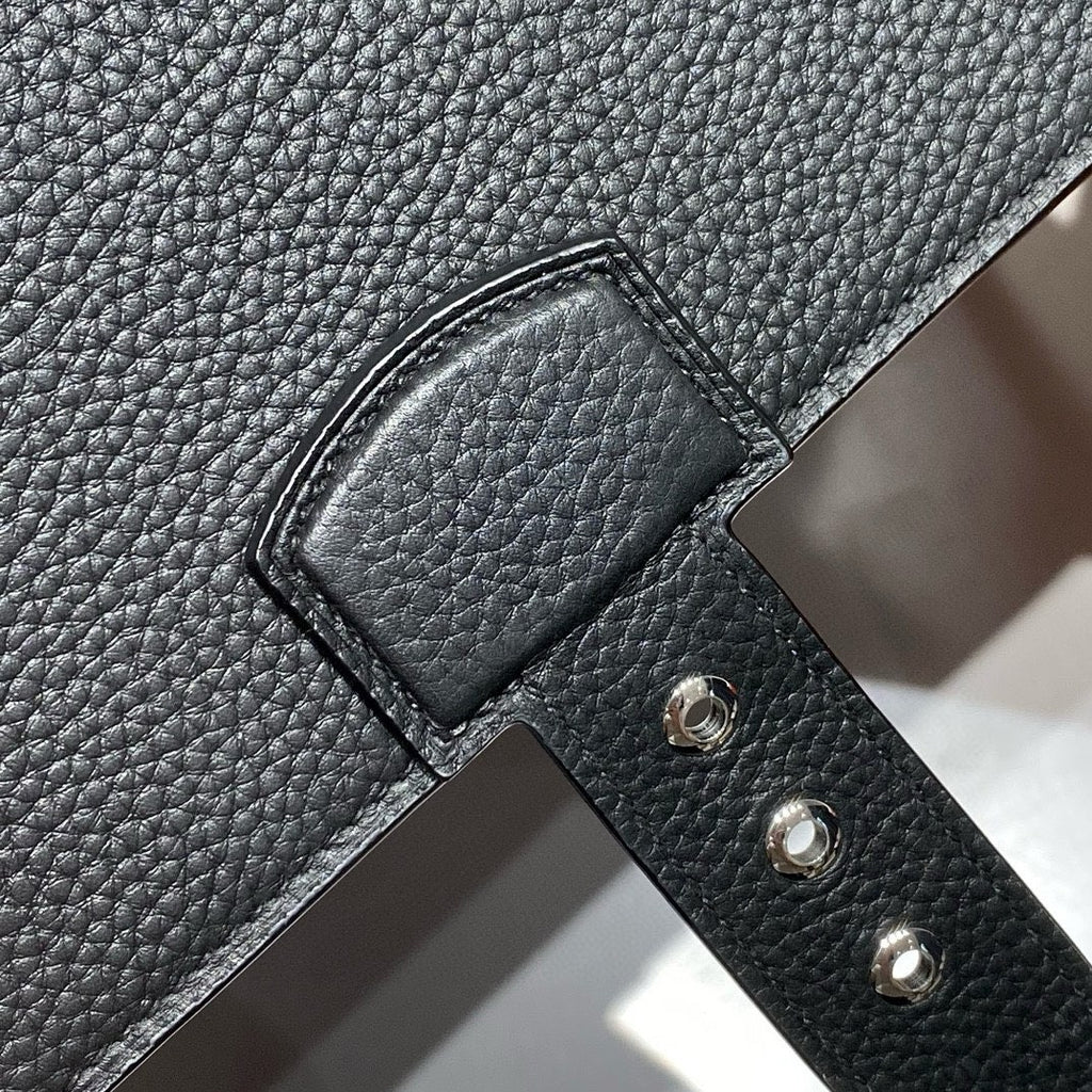 Hermes Sac A Depeches 38 Briefcase in Togo Calfskin