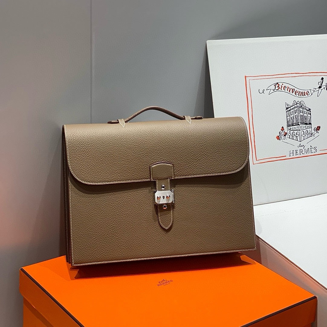 Hermes Sac A Depeches 38 Briefcase in Togo Calfskin
