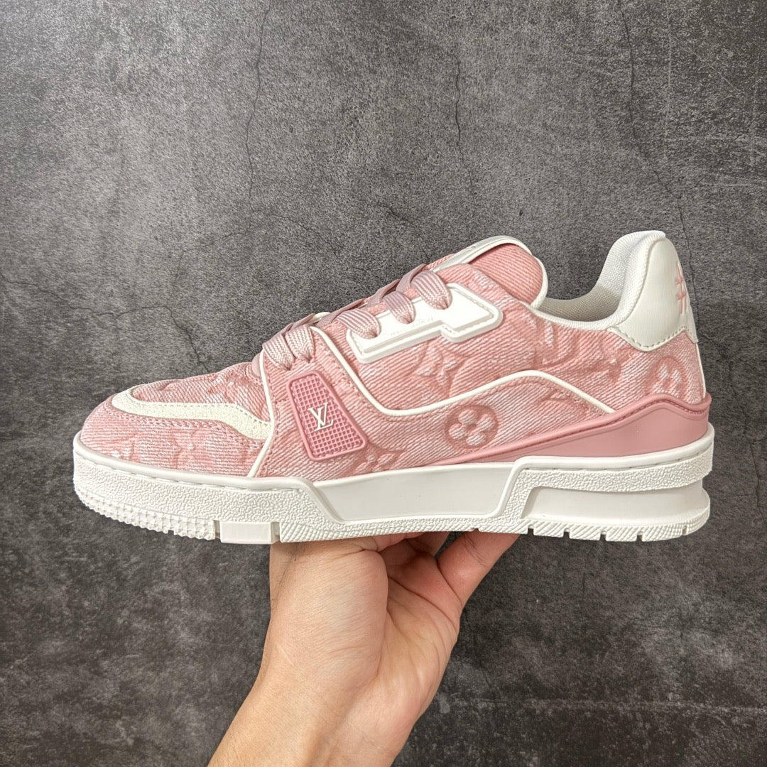 LV Trainer Sneaker 1AKBB5