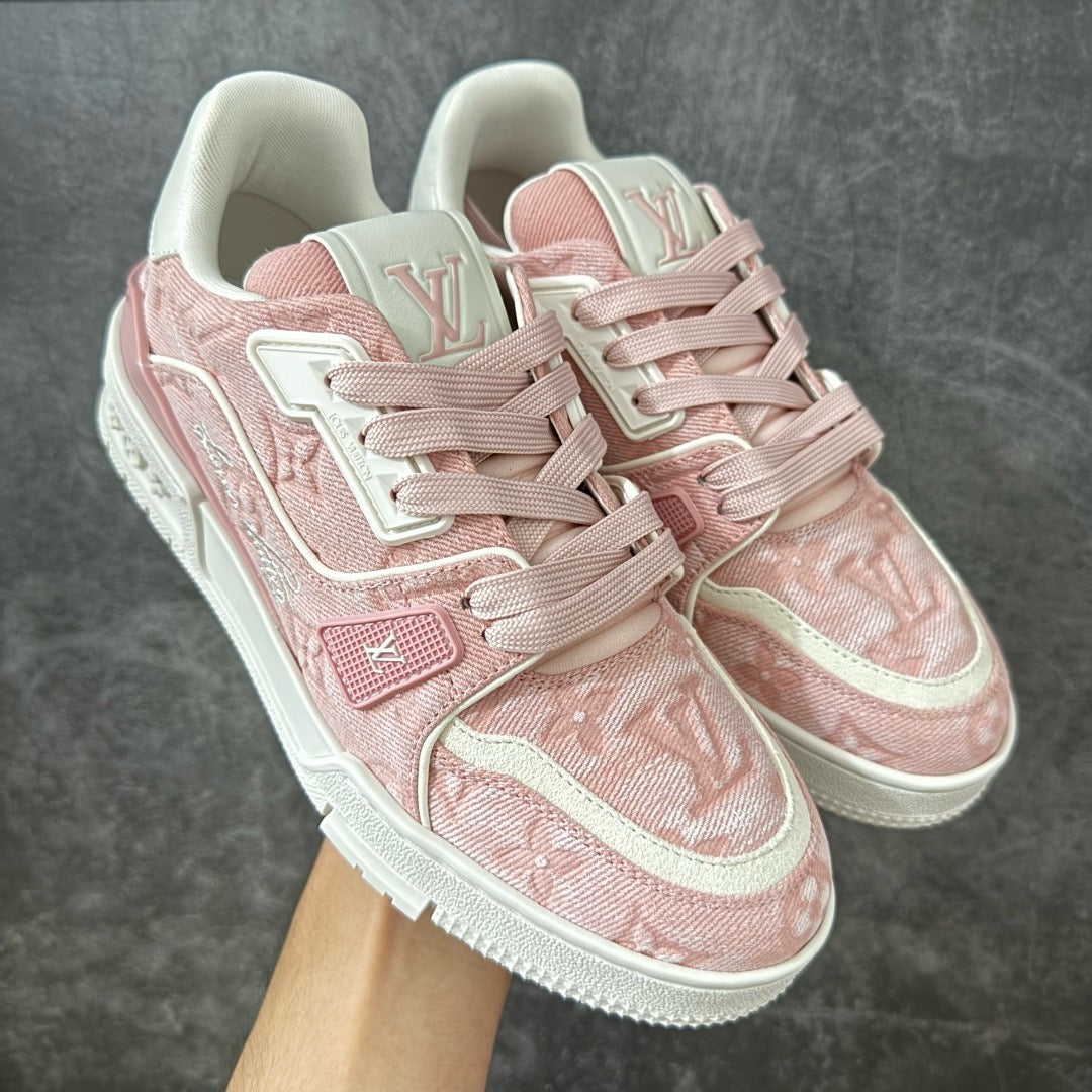LV Trainer Sneaker 1AKBB5