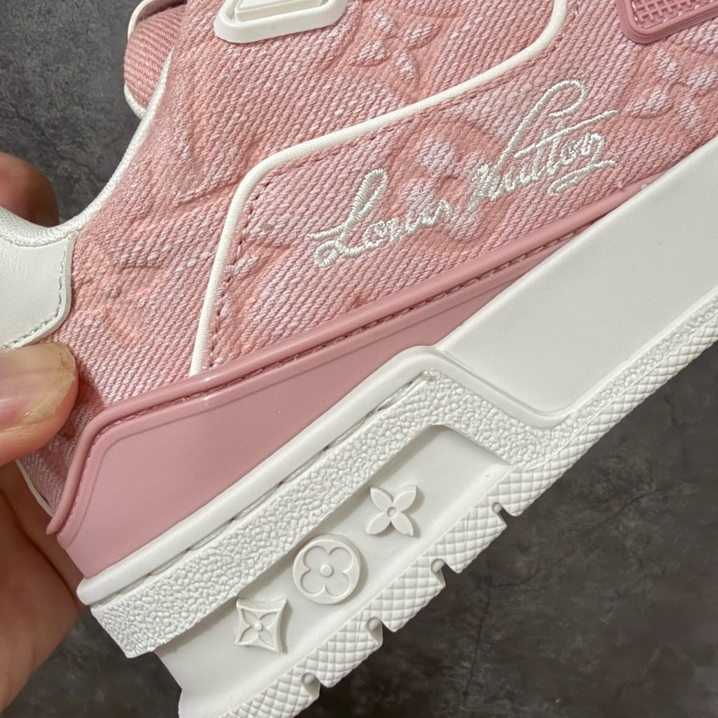LV Trainer Sneaker 1AKBB5