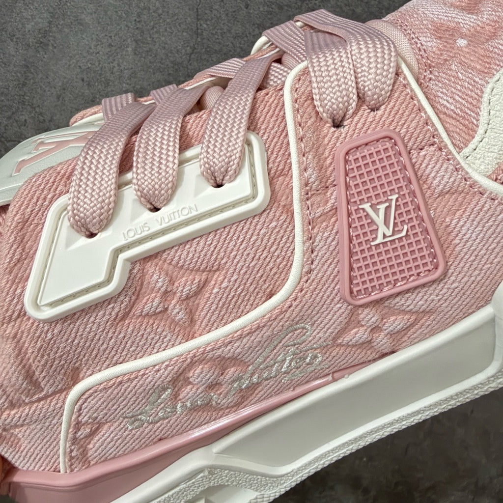 LV Trainer Sneaker 1AKBB5