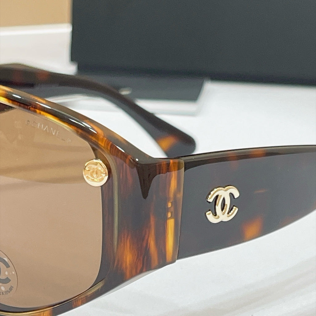 Chanel Sunglasses CH5569