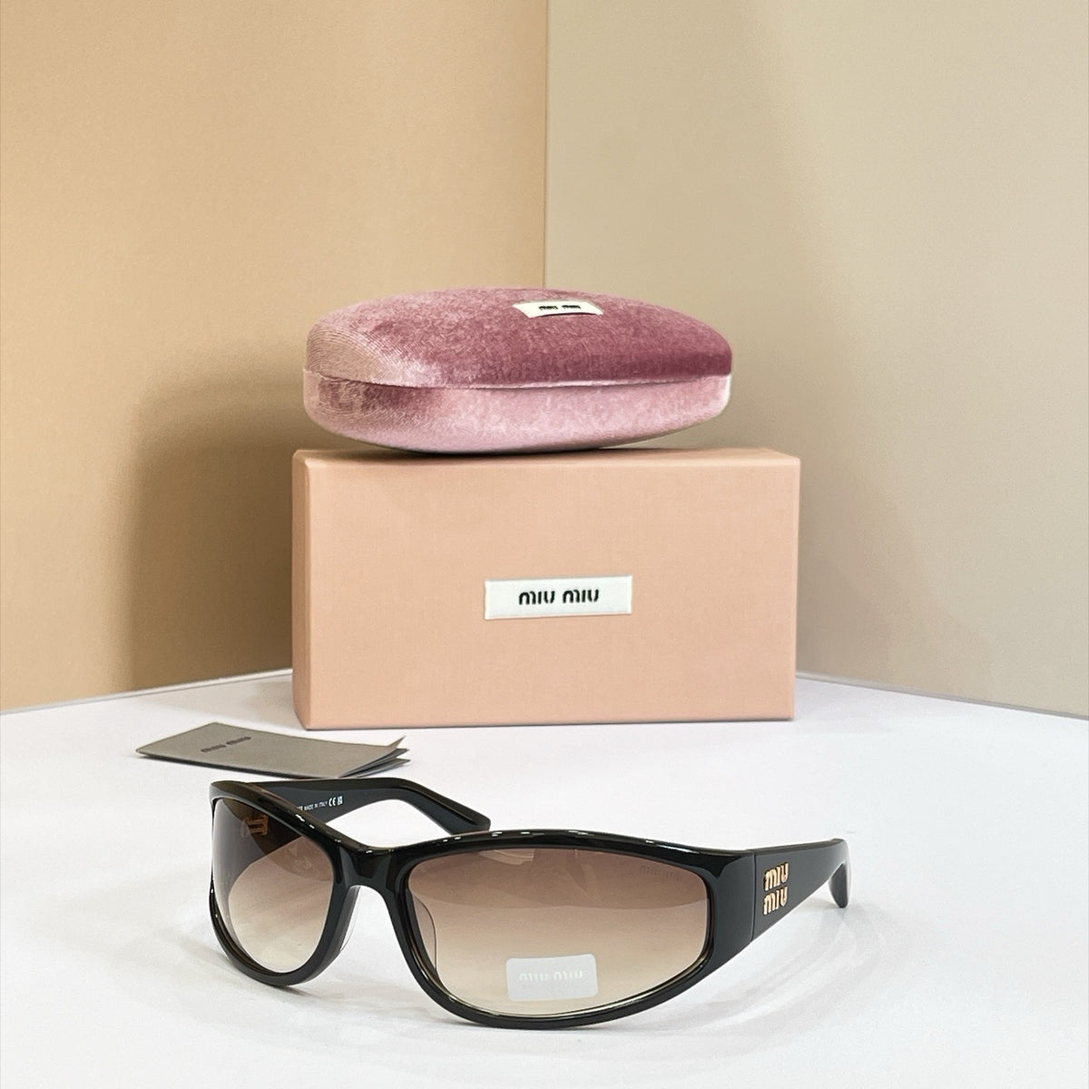 Miu Miu Sunglasses MUC06SU