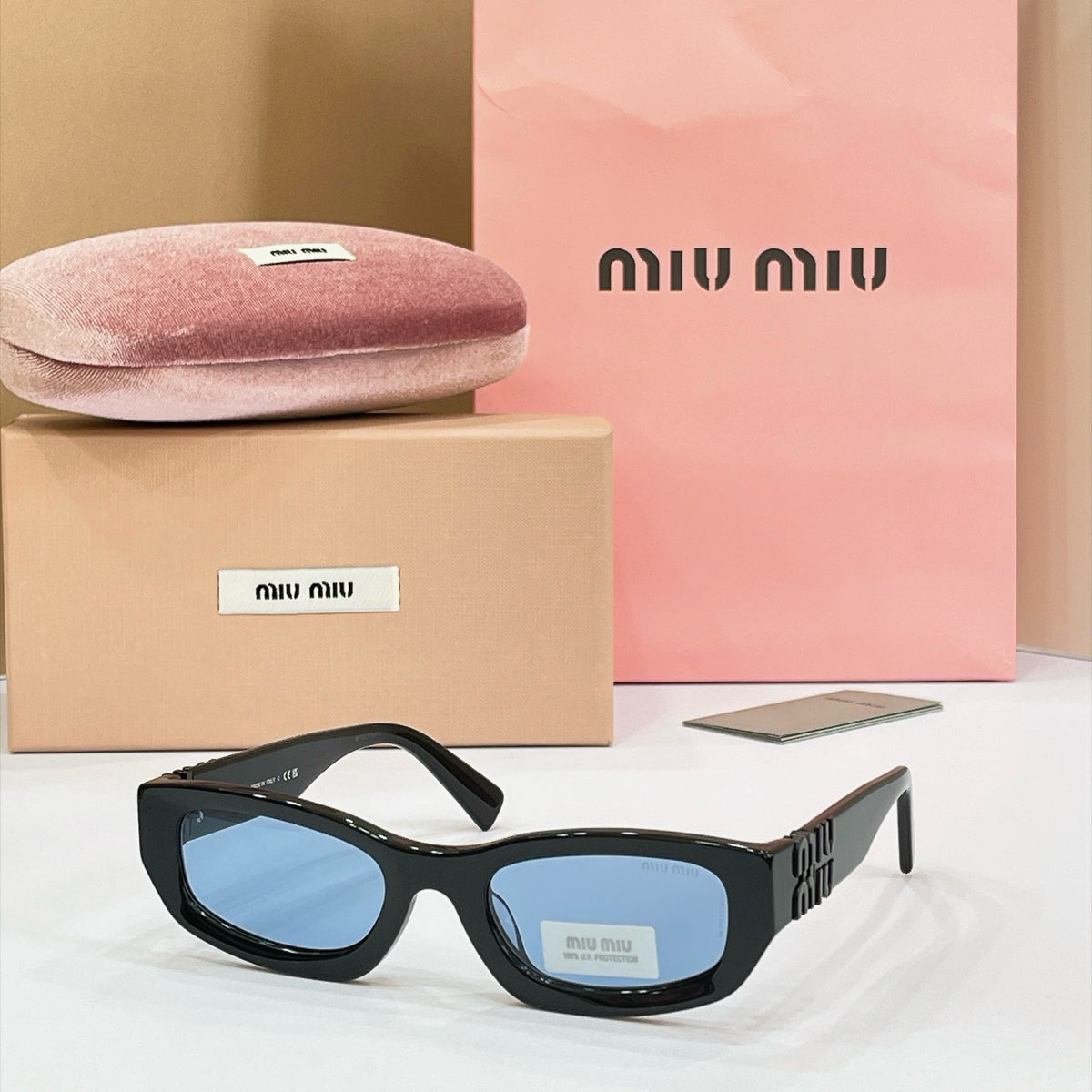Miu Miu Sunglasses SMUB04-F