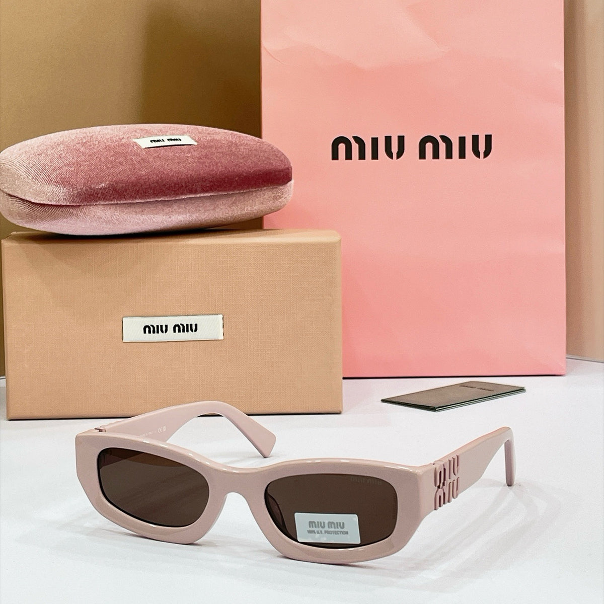 Miu Miu Sunglasses SMUB04-F