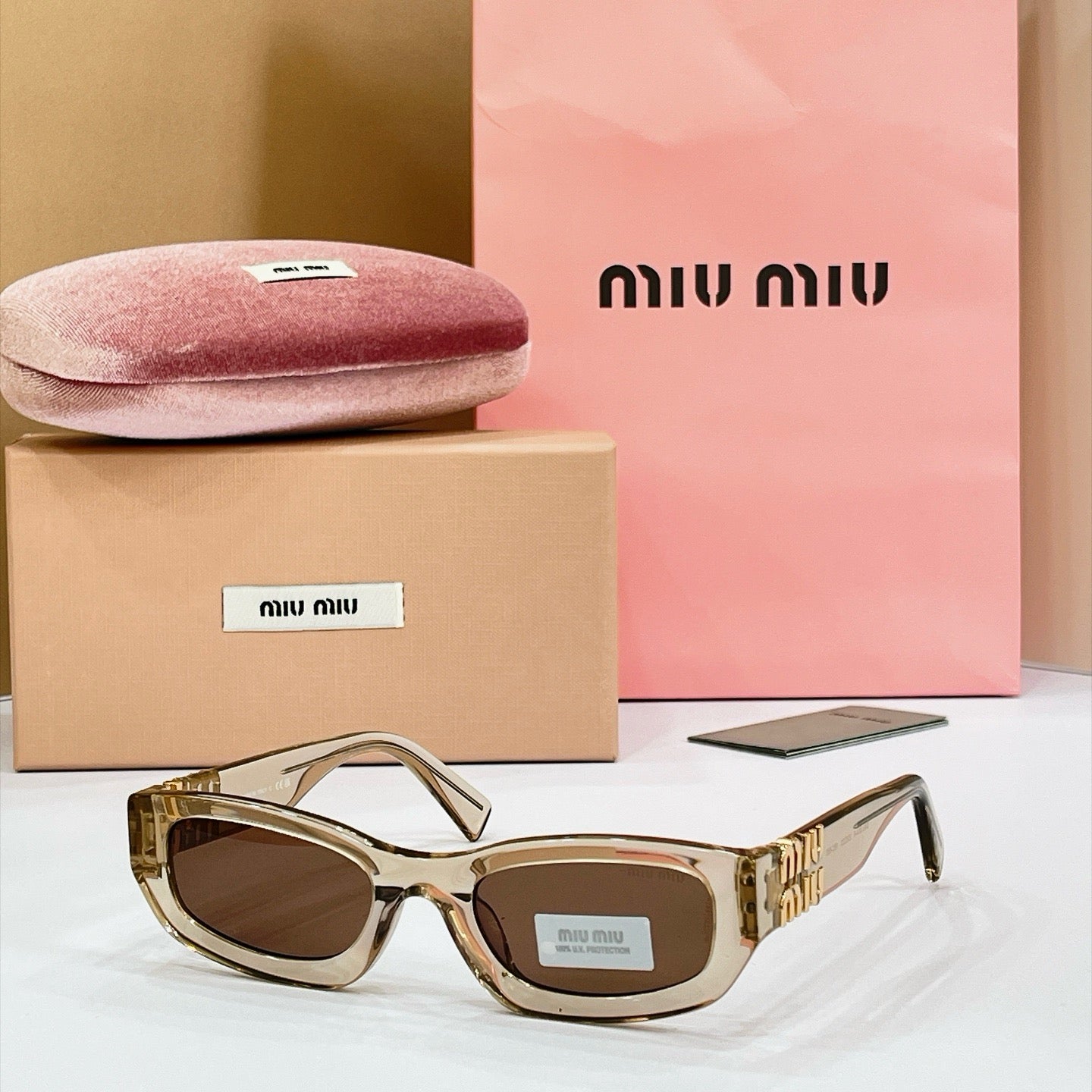 Miu Miu Sunglasses SMUB04-F
