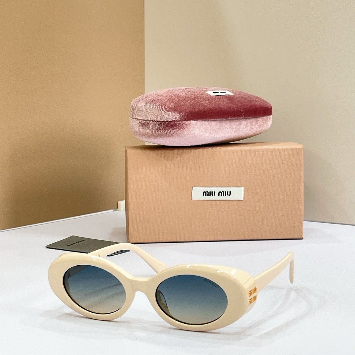 Miu Miu Sunglasses MUB09S