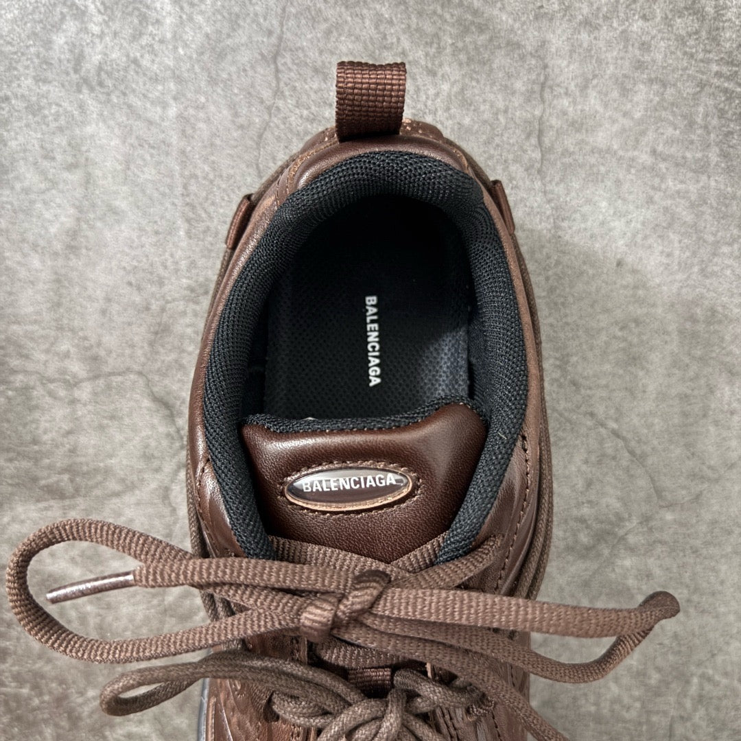 Balenciaga Radar Sneaker in Cowskin