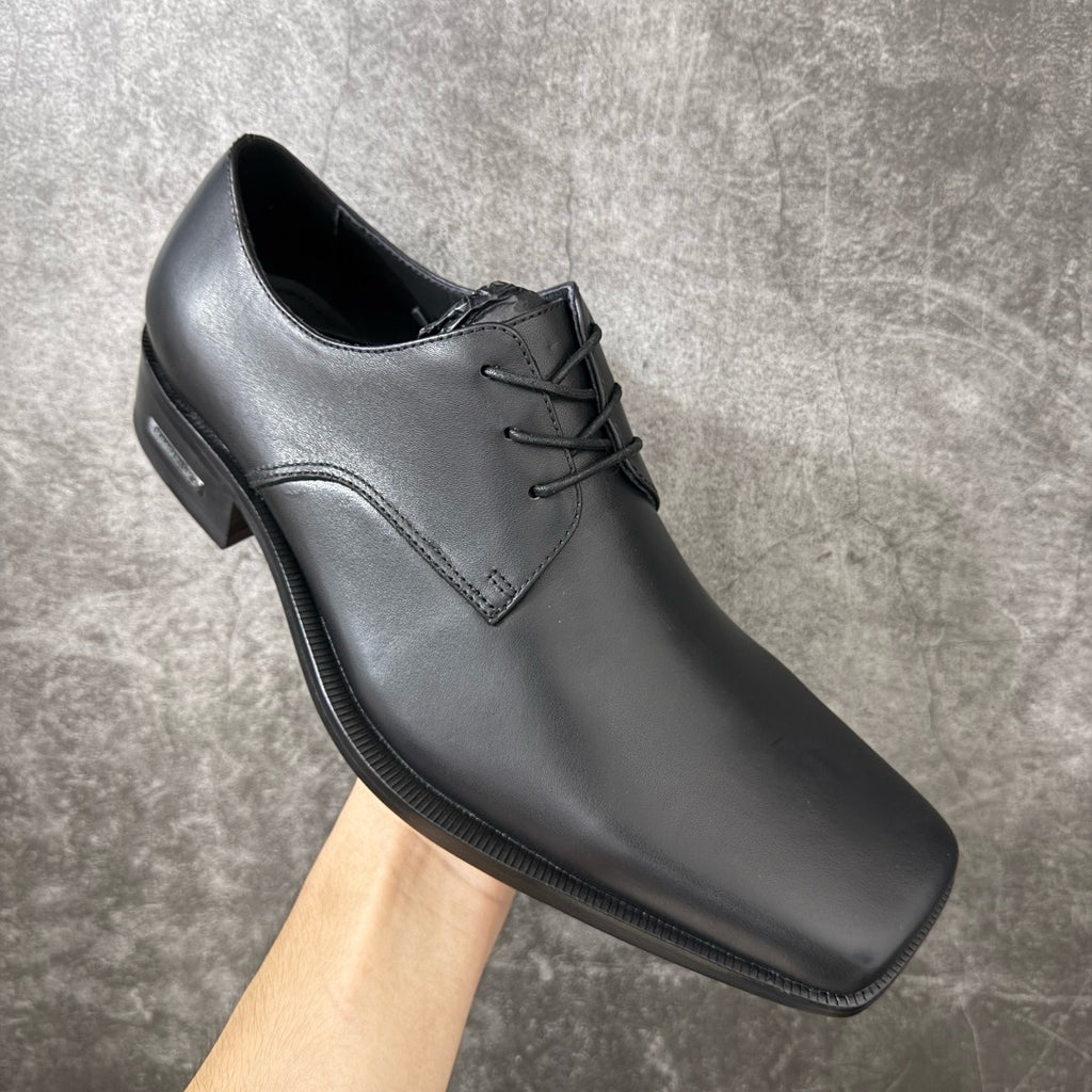 Balenciaga Concorde Derby in Black Shiny Calfskin