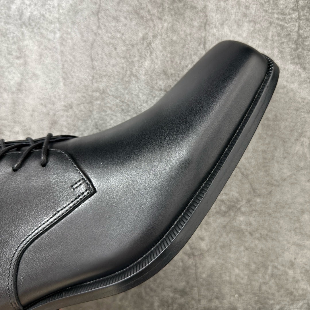 Balenciaga Concorde Derby in Black Shiny Calfskin