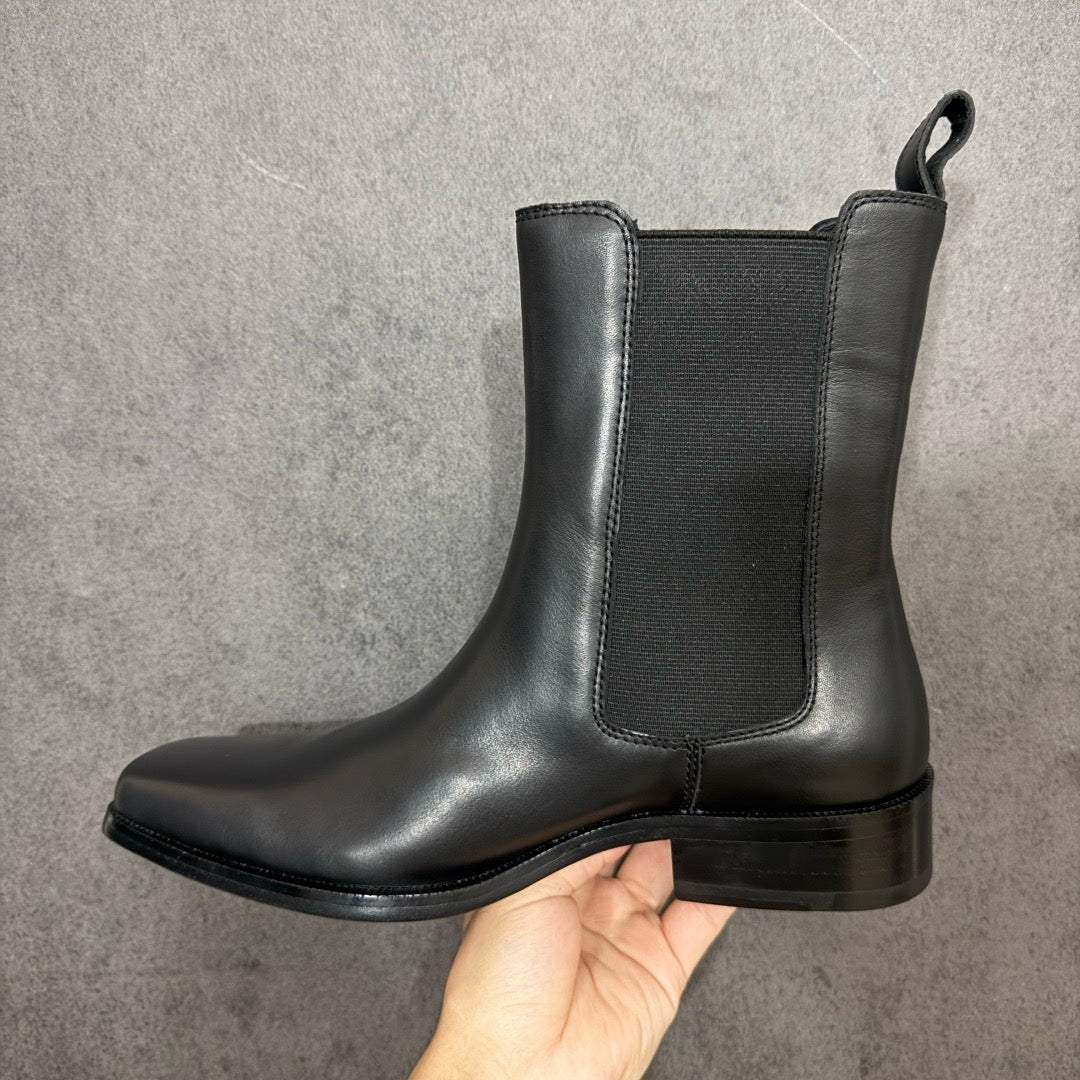 Balenciaga Concorde Chelsea in Black Shiny Calfskin