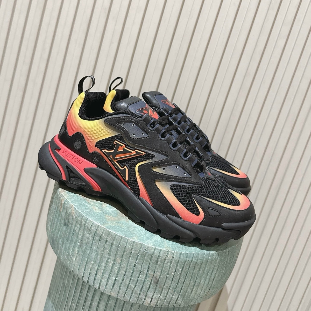 LV Tatic Runner Sneaker 1AJAPT