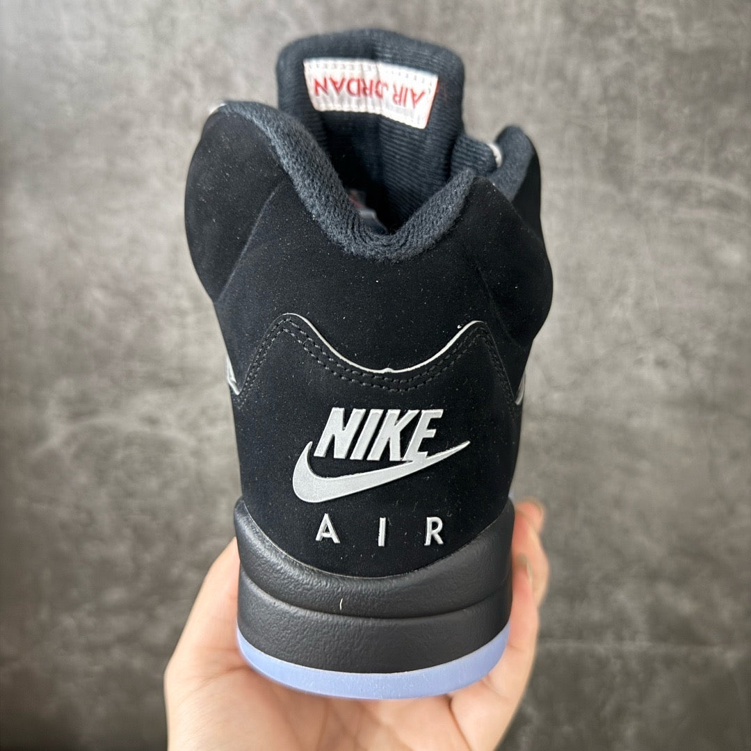 Jordan 5 Black Metallic Reimagined HF3975-001