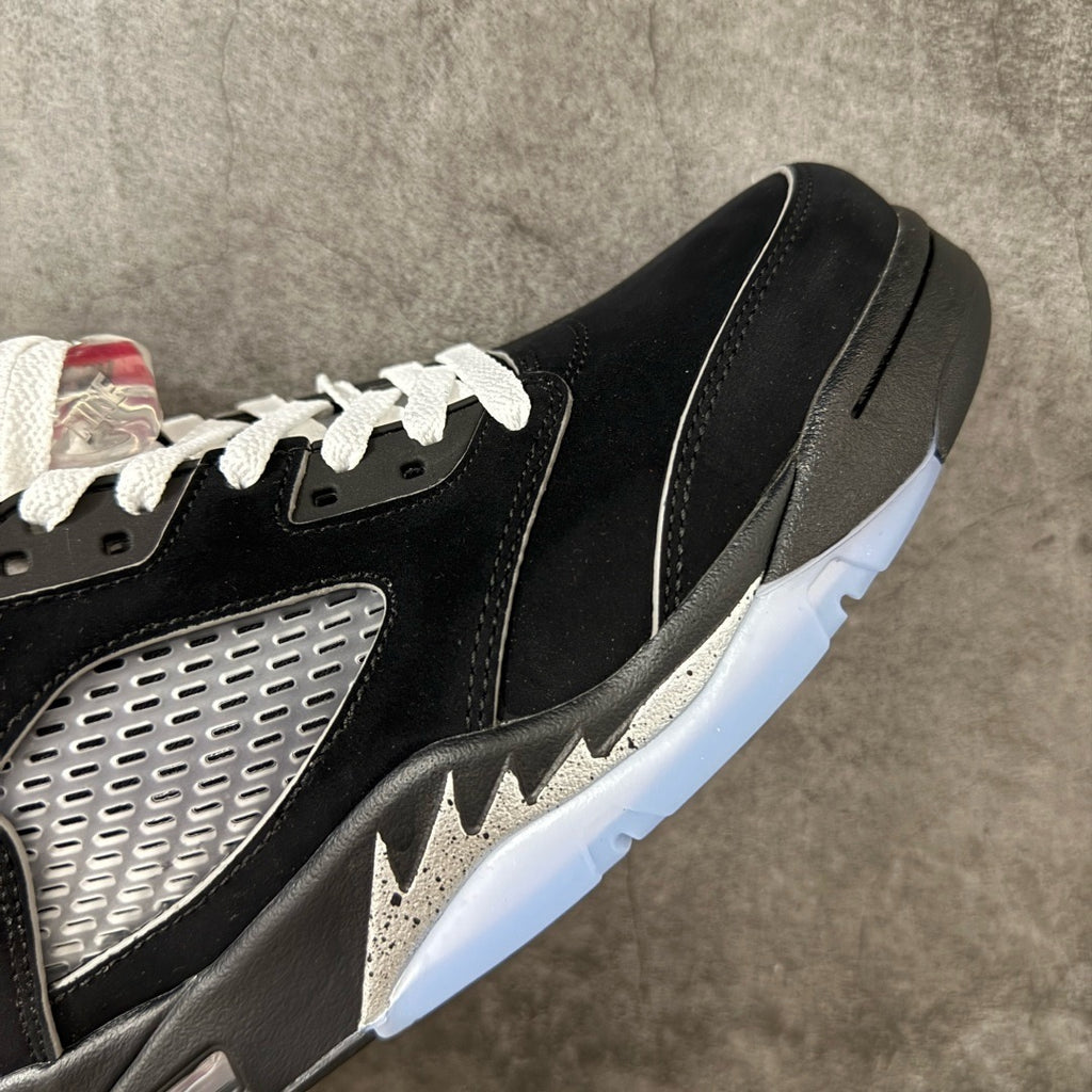 Jordan 5 Black Metallic Reimagined HF3975-001