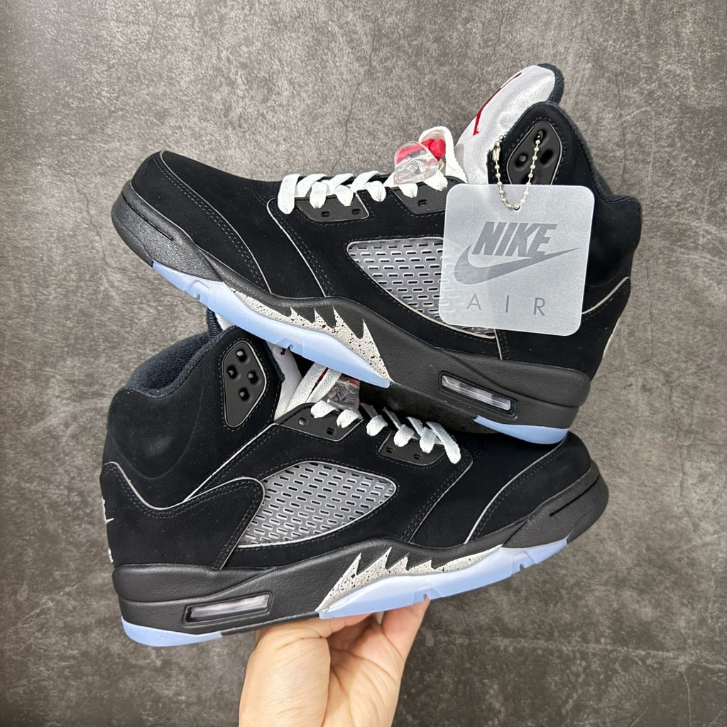 Jordan 5 Black Metallic Reimagined HF3975-001