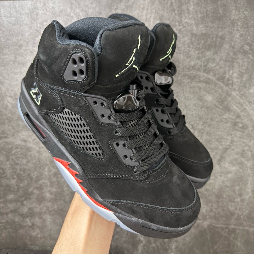Jordan 5 Halloween HQ7978-001