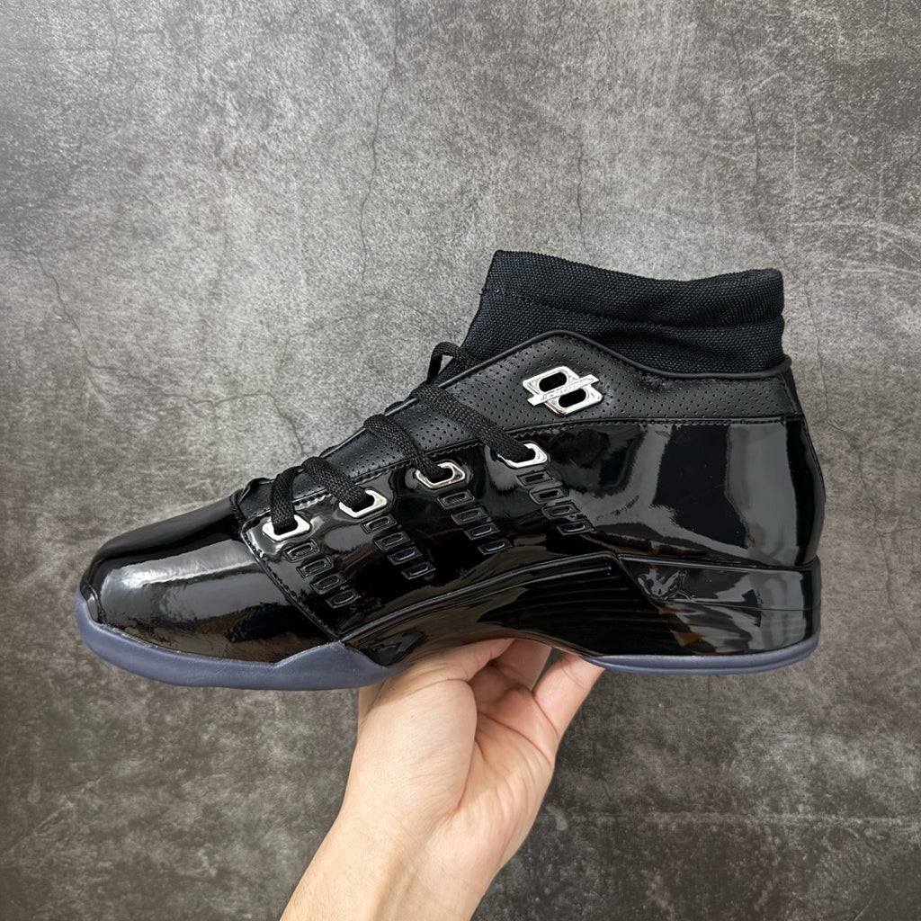 Jordan 17 Low Black Patent IV7640-001