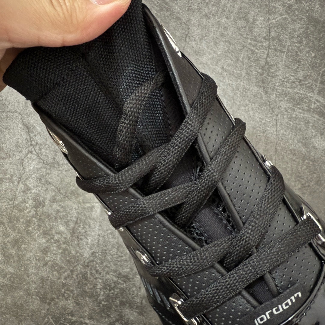 Jordan 17 Low Black Patent IV7640-001
