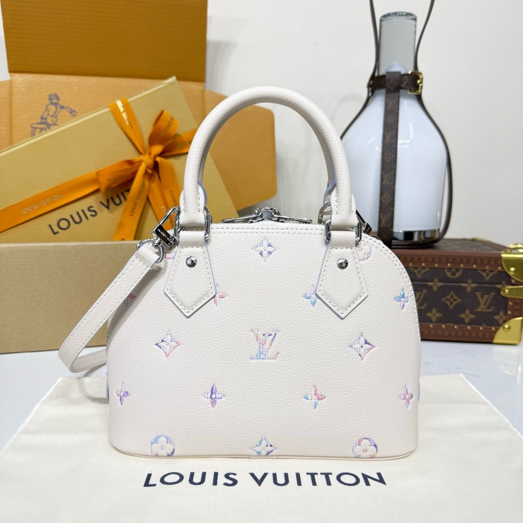LV Alma BB M2A086