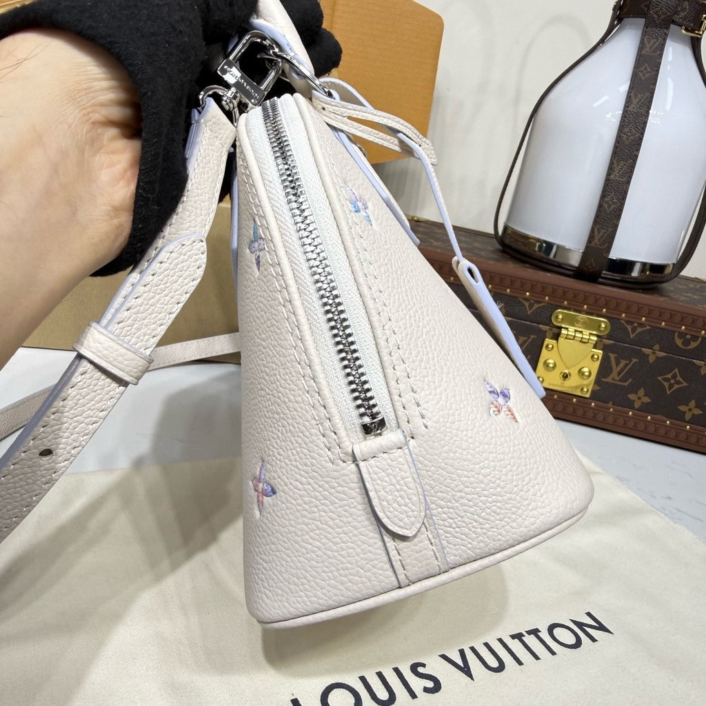 LV Alma BB M2A086