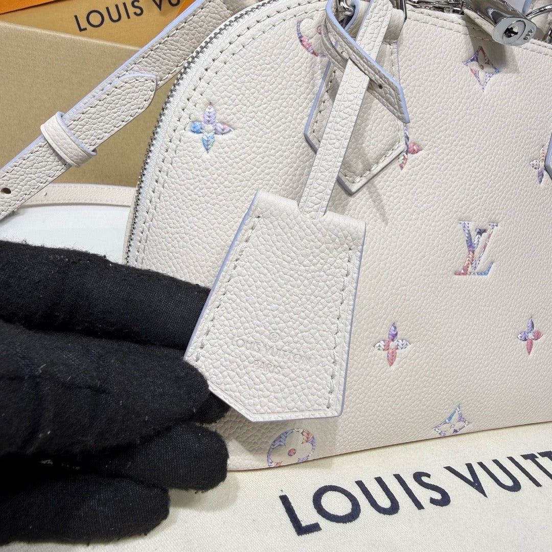 LV Alma BB M2A086