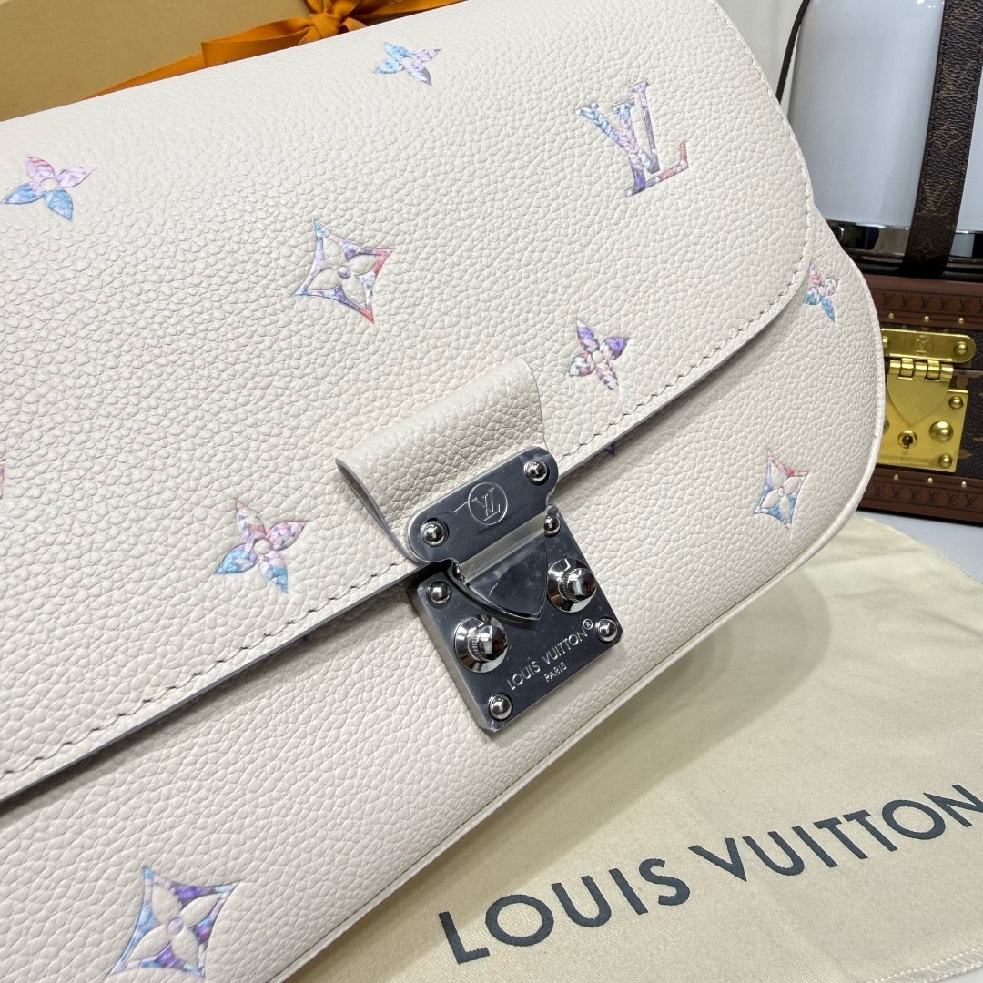 LV Pochette Métis Soft PM M2A332