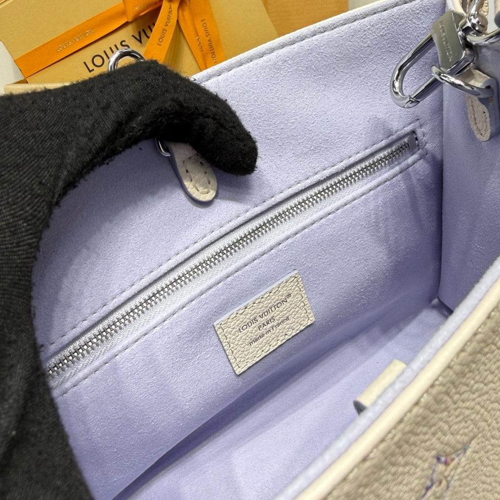 LV OnTheGo PM M29976