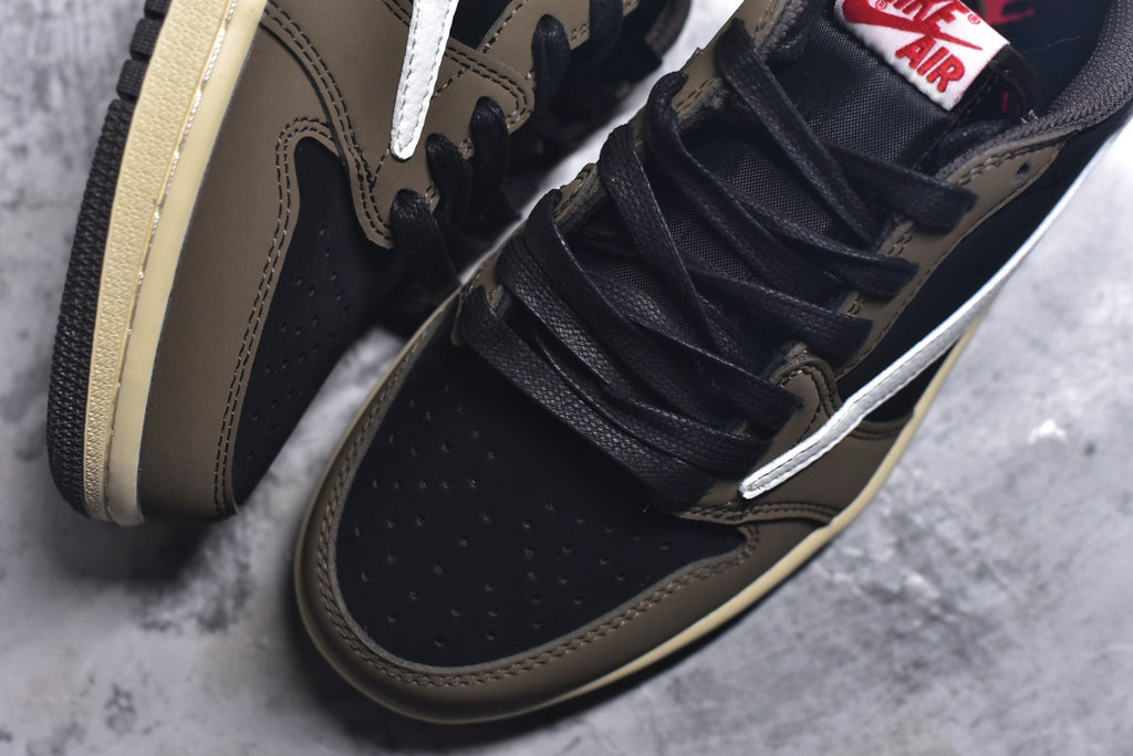 Jordan 1 Low Travis Scott Mocha CQ4277-001