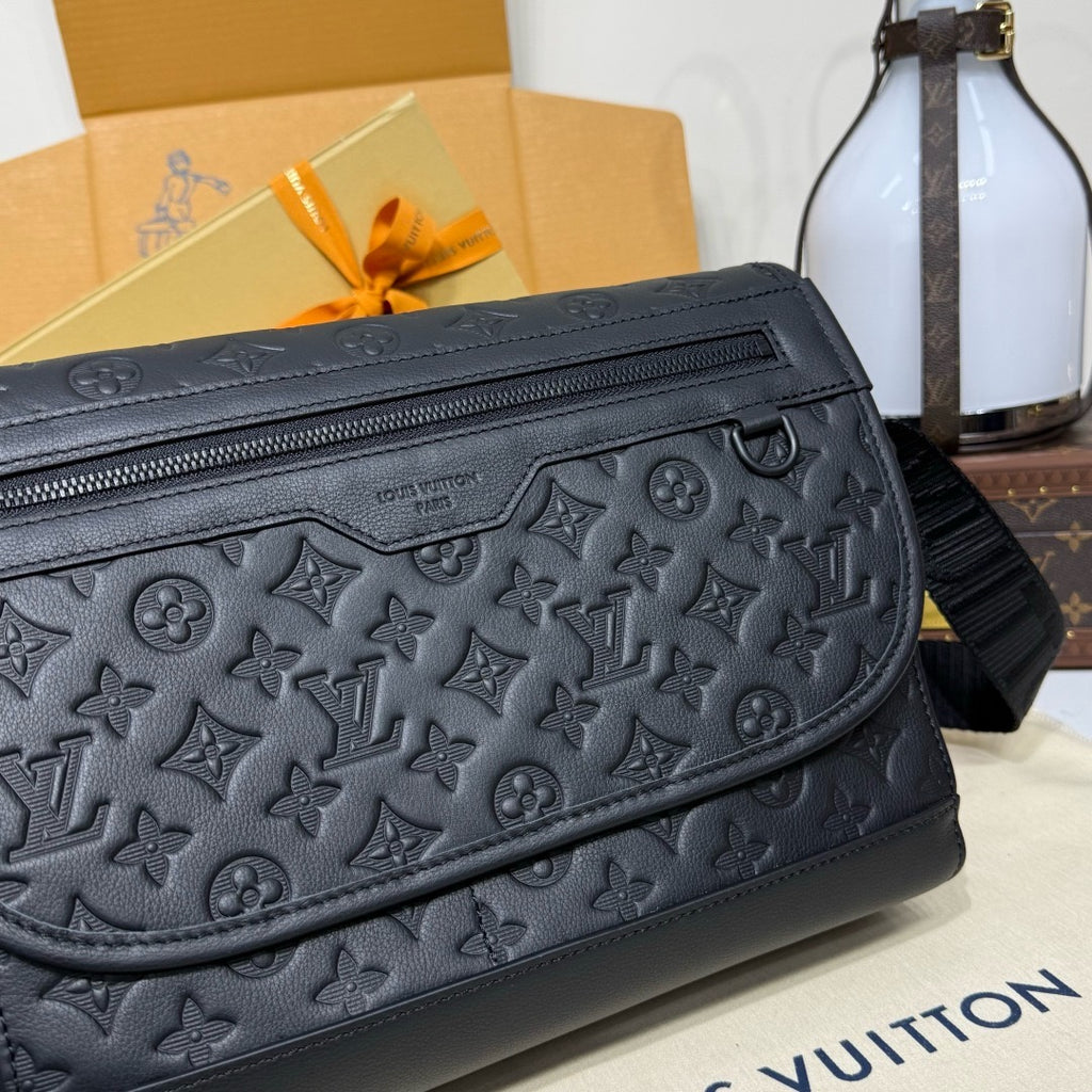 LV Courrier Messenger M28781