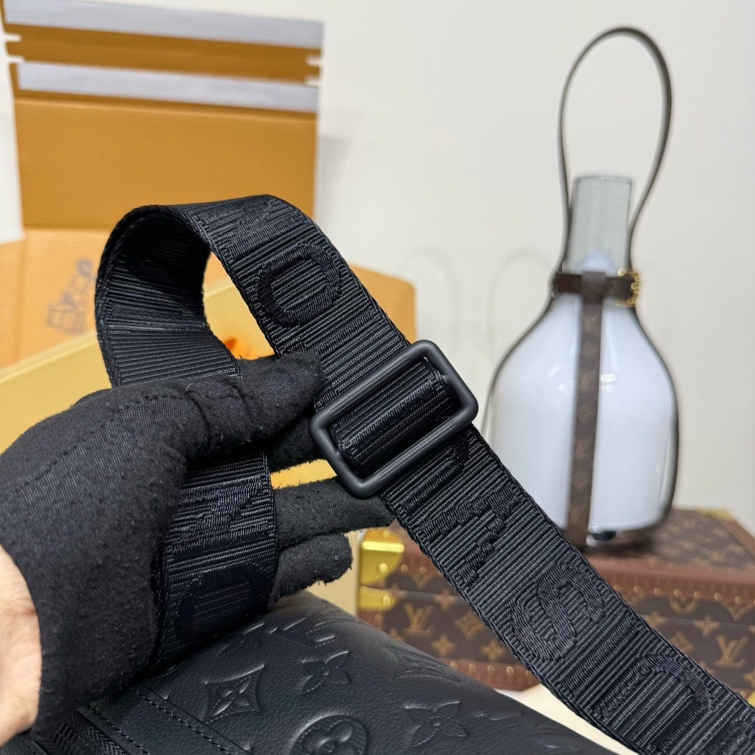 LV Courrier Messenger M28781