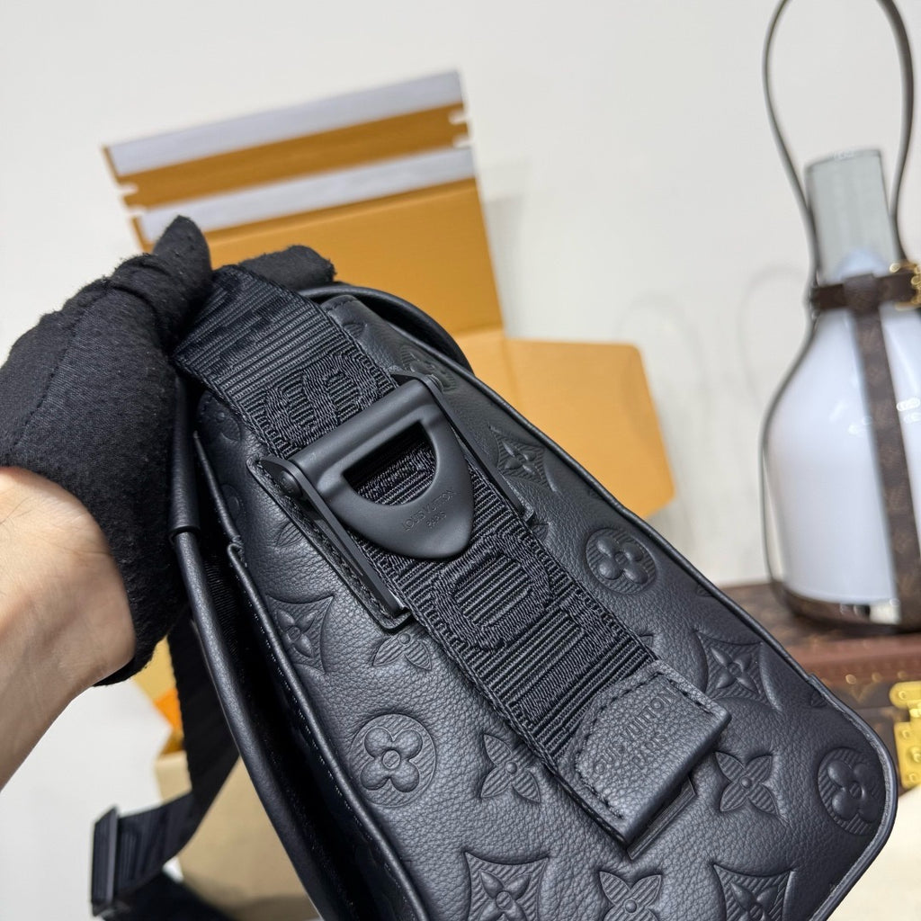 LV Courrier Messenger M28781