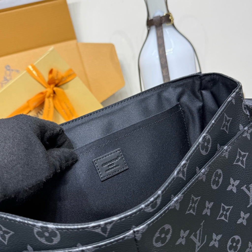 LV Courrier Messenger M28630