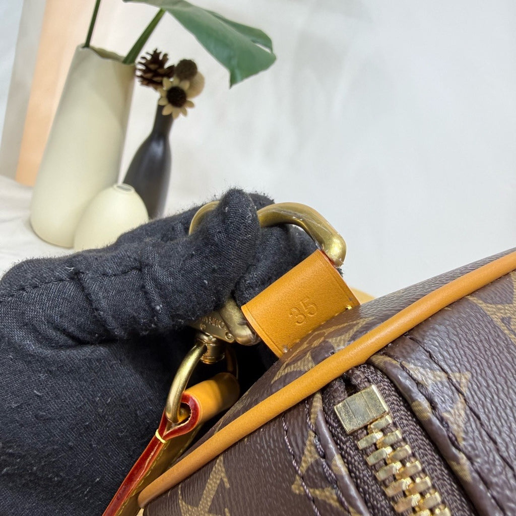 LV Keepall Bandoulière 35 M2A210