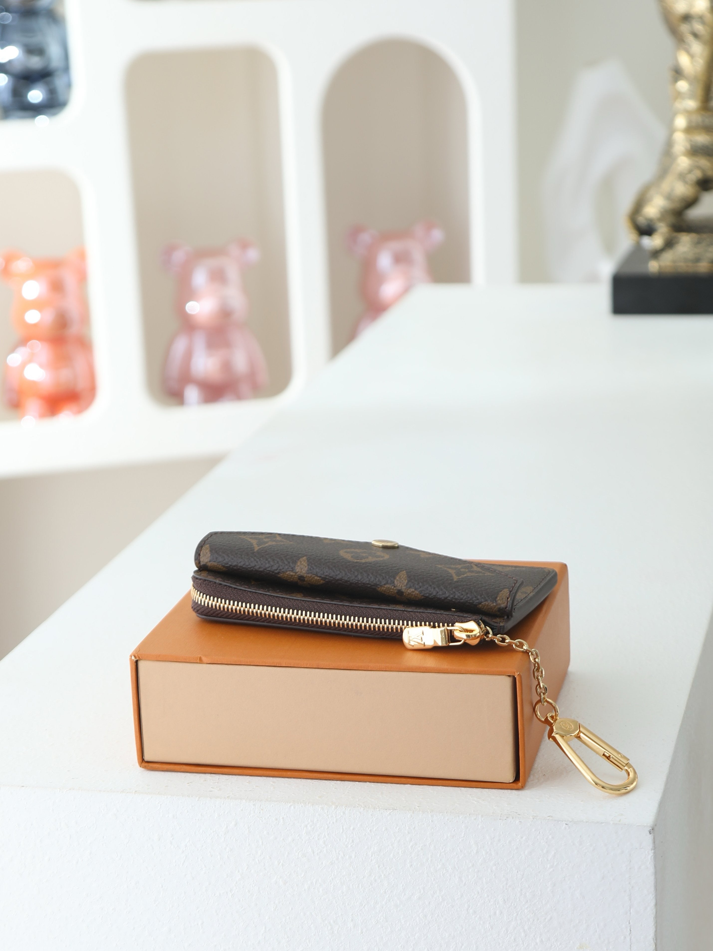 LV Card Holder Recto Verso M69431