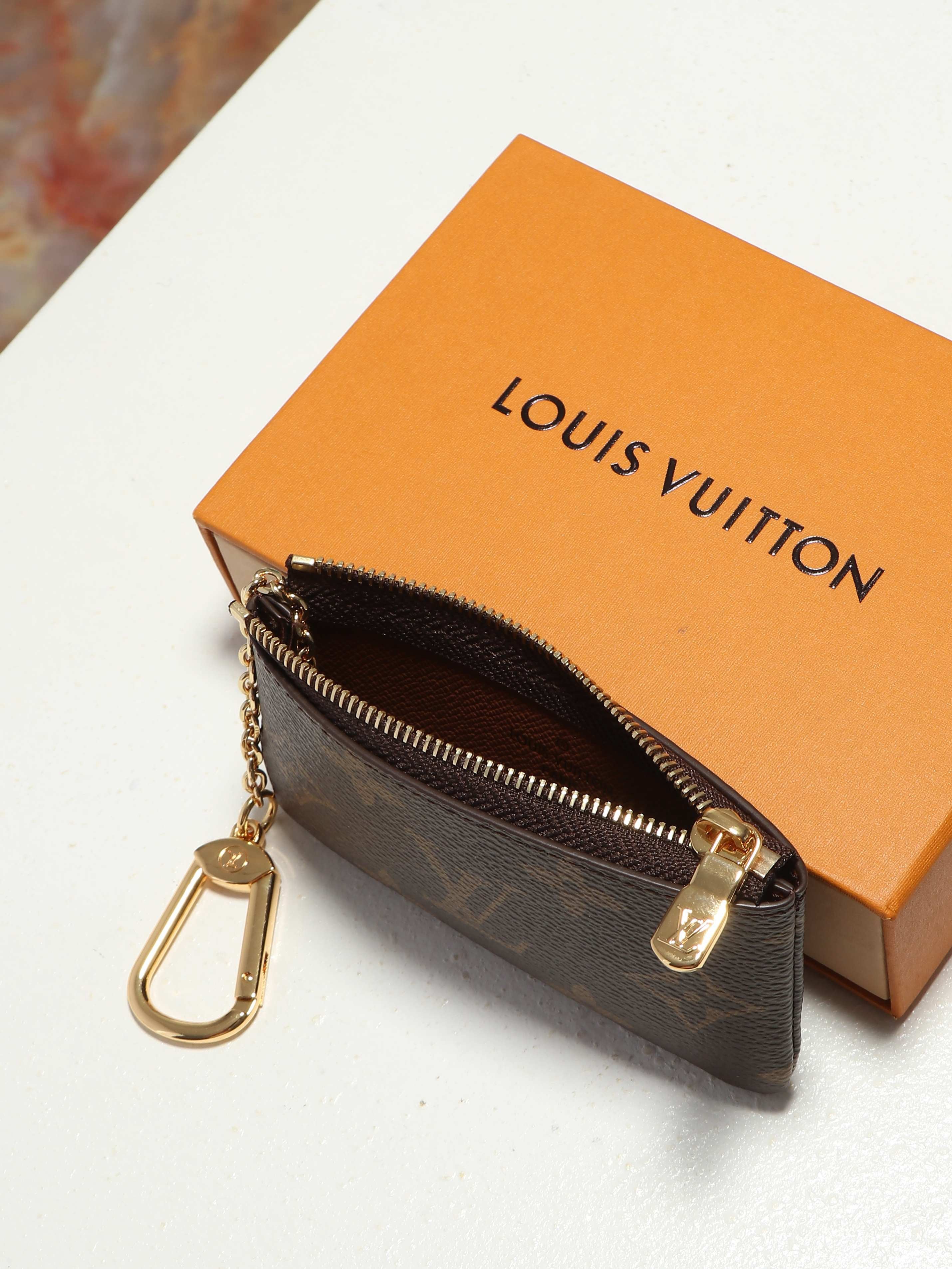 LV Key Pouch M62650