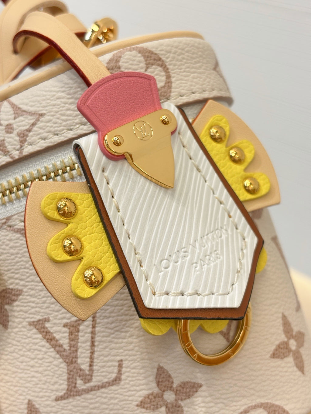 LV Vanity Chain Pouch M29782