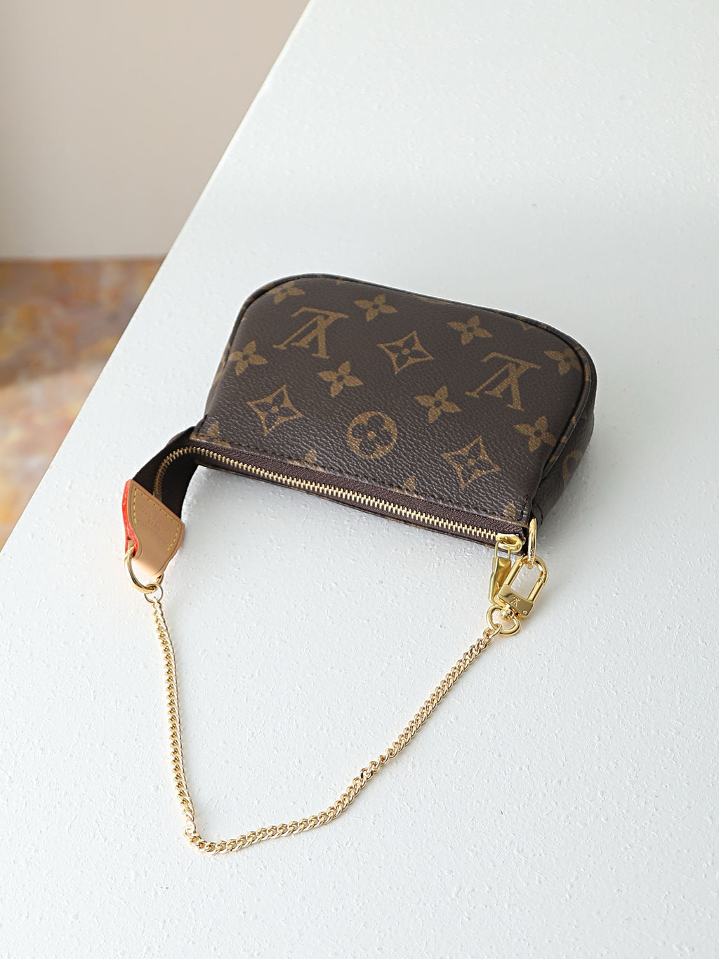 LV Mini Pochette Accessoires M58009