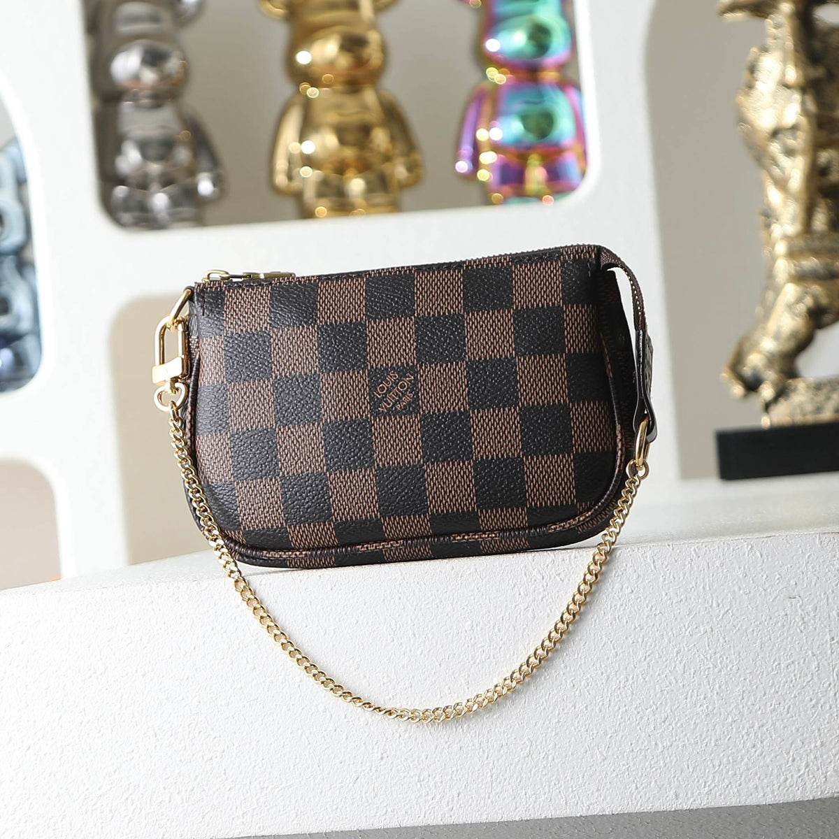 LV Mini Pochette Accessoires M58009