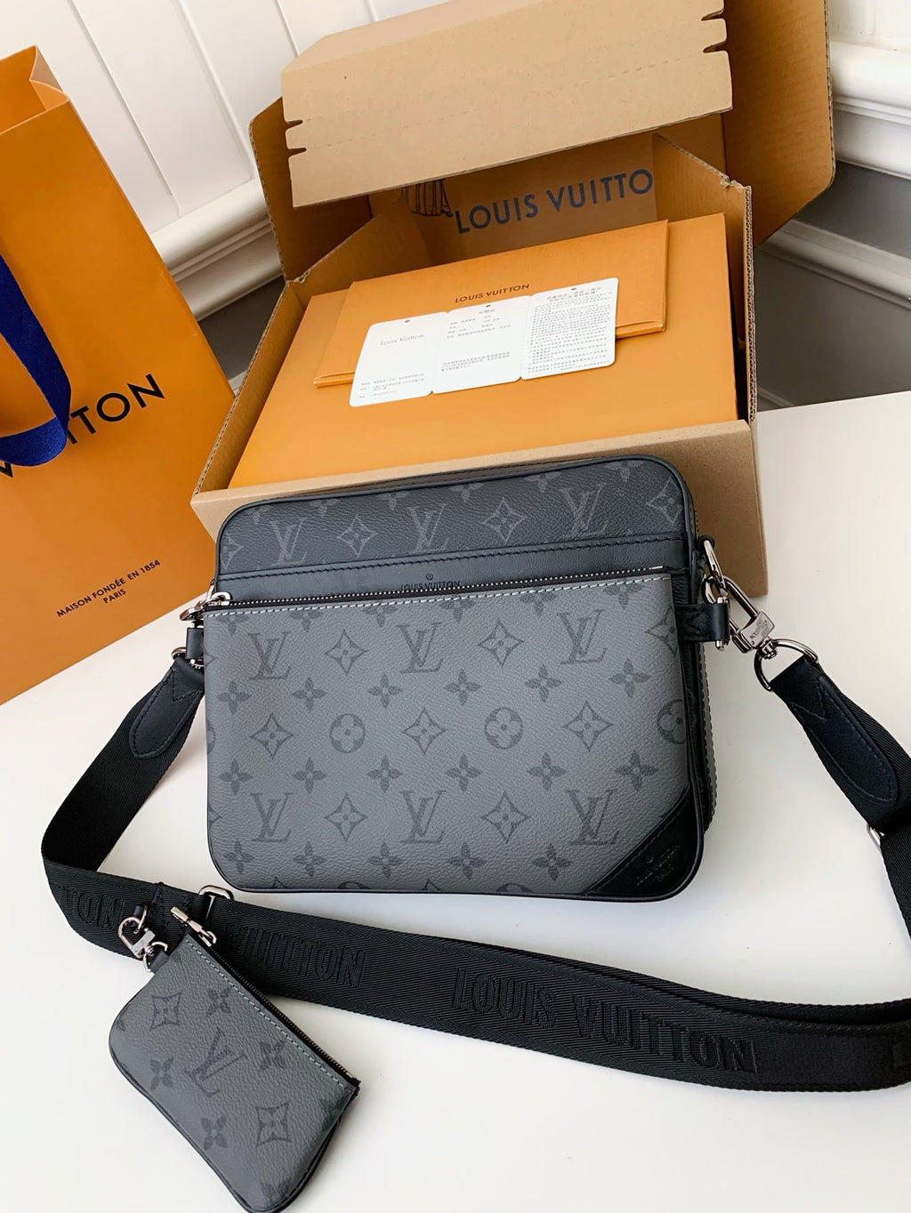 LV Trio Messenger Bag M69443