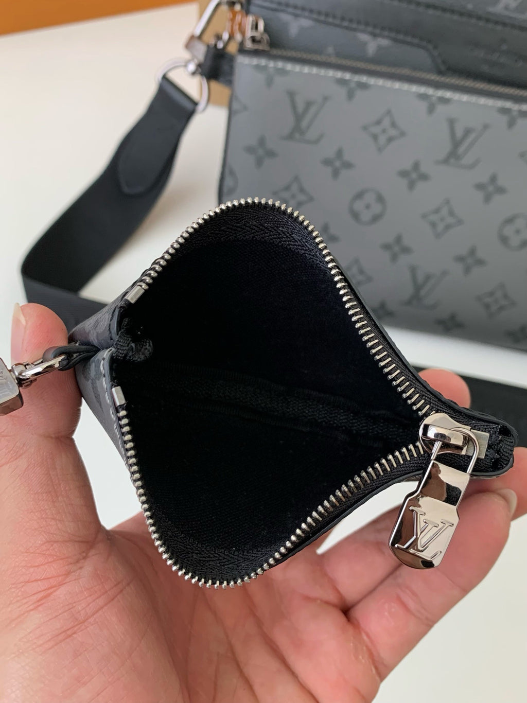 LV Trio Messenger Bag M69443