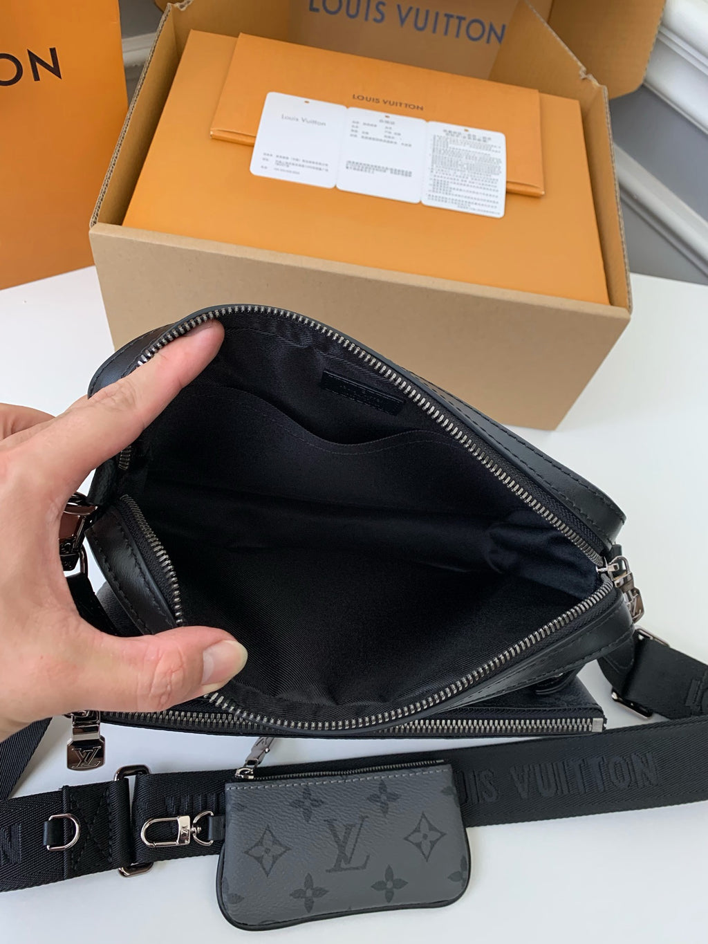 LV Trio Messenger Bag M69443