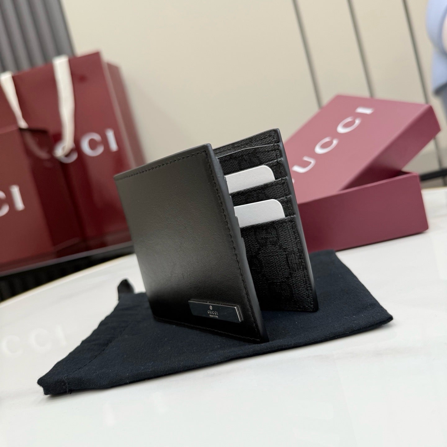 Gucci Bi-Fold Wallet With Metal Tag